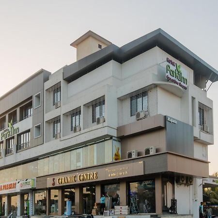 Hotel Park Inn Vasai Buitenkant foto