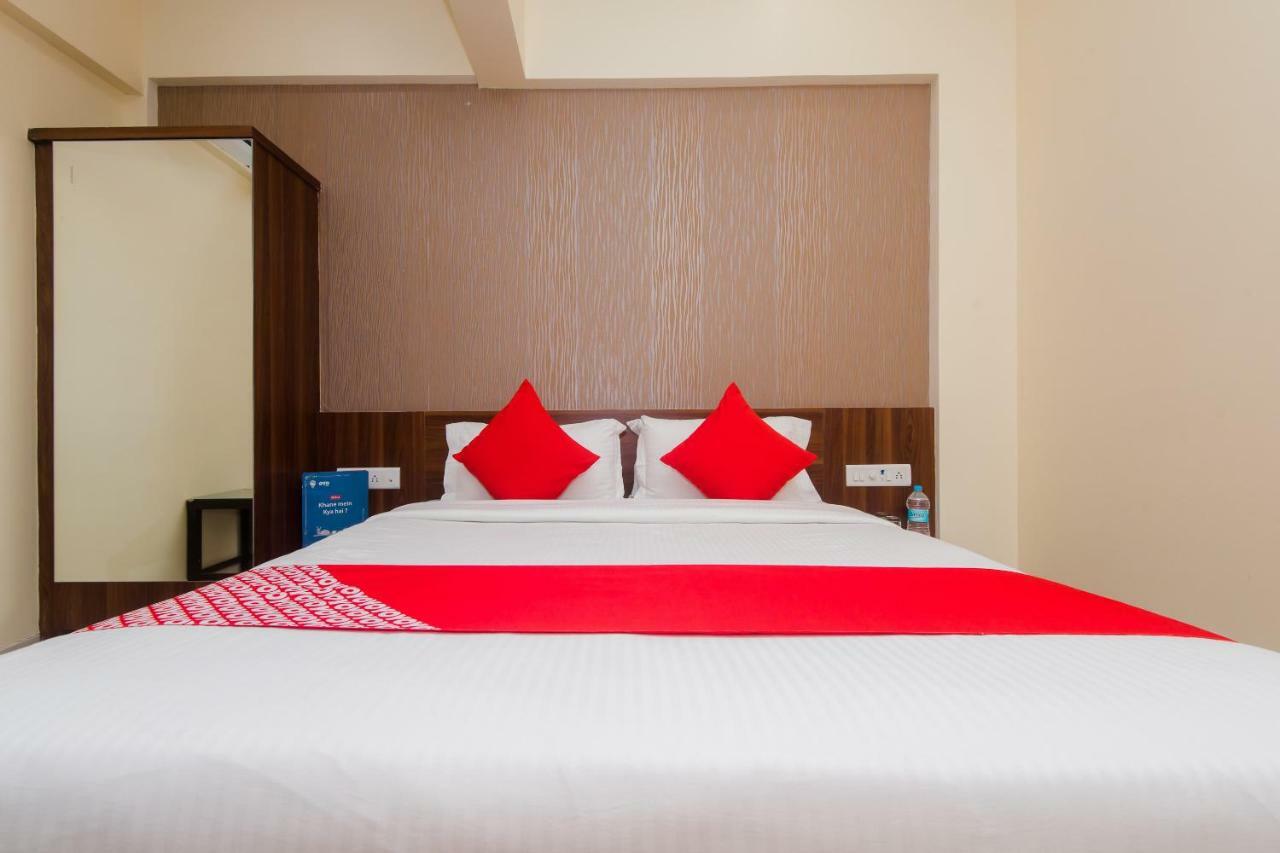 Hotel Park Inn Vasai Buitenkant foto